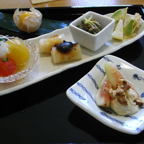岡村　径子