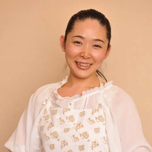 西岡　祐美恵