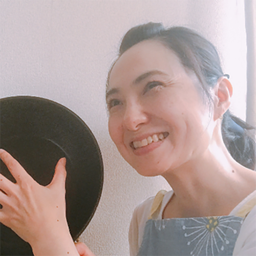 林佳代子