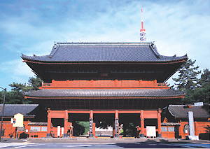 増上寺　三解脱門(三門)　重要文化財　(写真/増上寺所蔵)